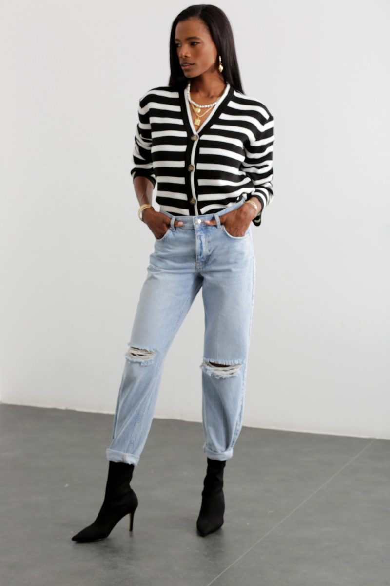 Buz Mavi Yırtık Detaylı Boyfriend Jean 17