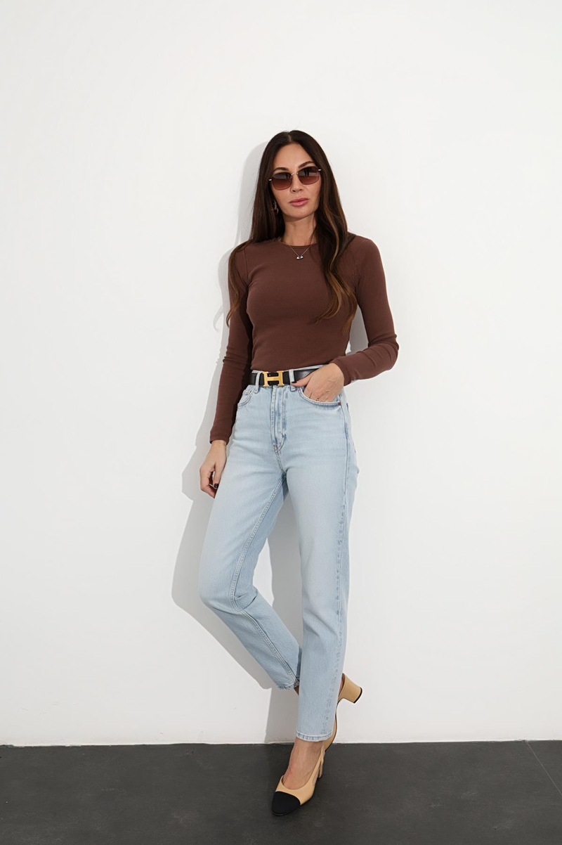 Buz Mavi Yüksek Bel Mom Fit Jean 