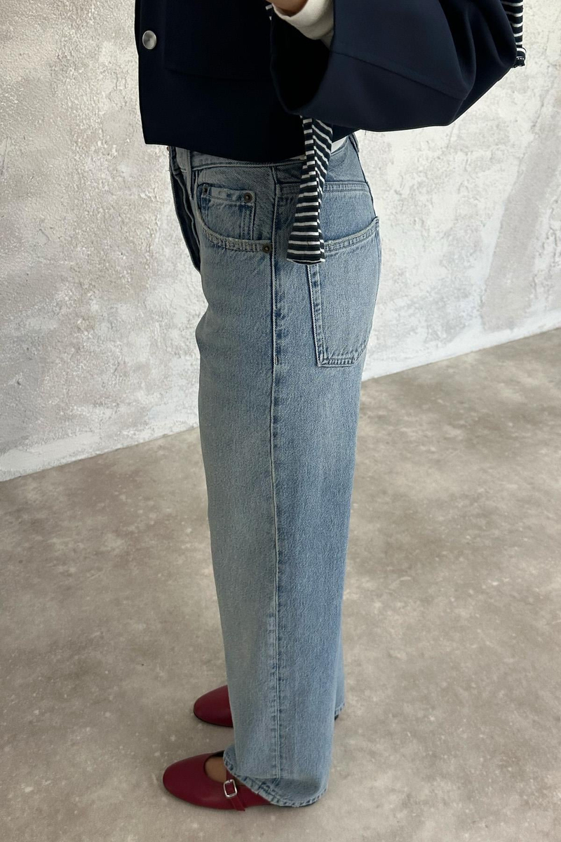 Buz Mavi Yüksek Bel Straight Fit Jean 