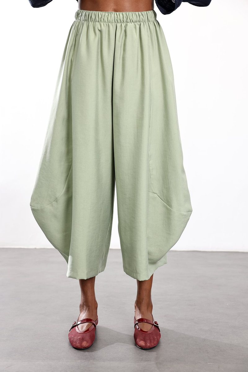 Çağla Yeşili Barrel Kesim Pantolon 0196