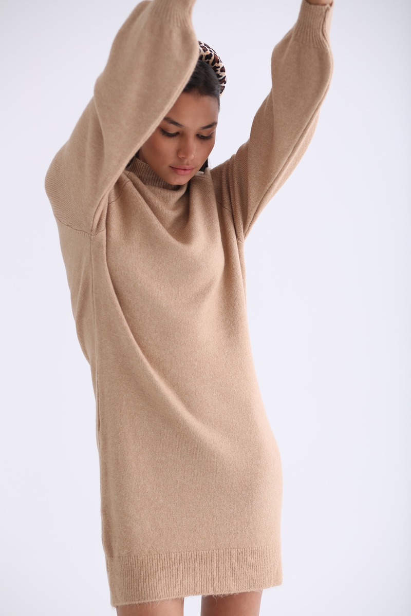 Camel Dik Yaka Triko Elbise 5596