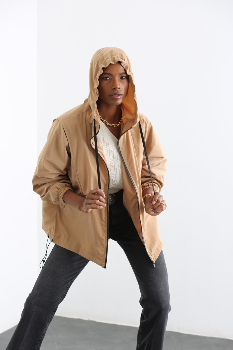 Camel Kapüşonlu Cepli Yağmurluk D89588