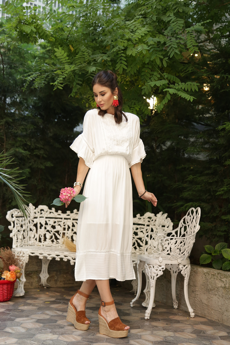Ekru Astarlı Boncuk İşlemeli Elbise D86151