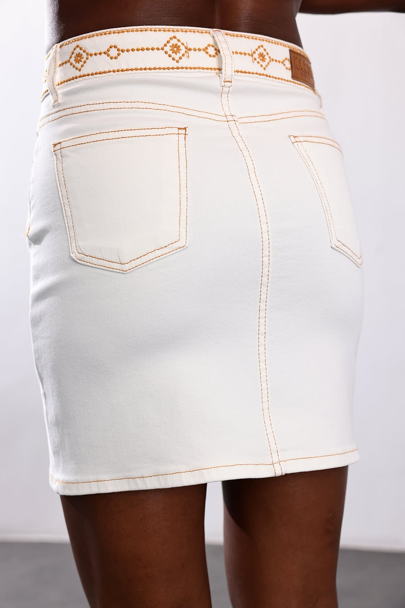 Ekru Bel Kısmı Desenli Denim Etek 1040