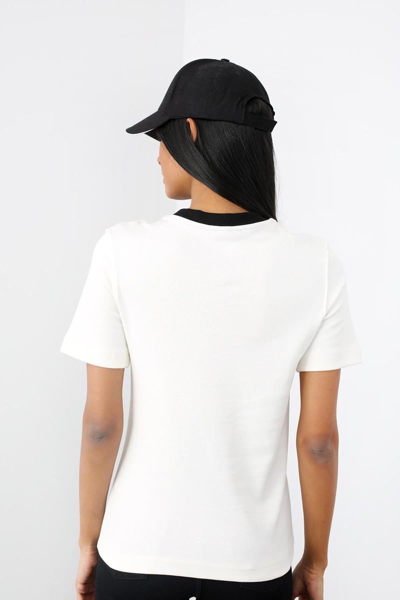 Ekru Kontrast Basic Tshirt 