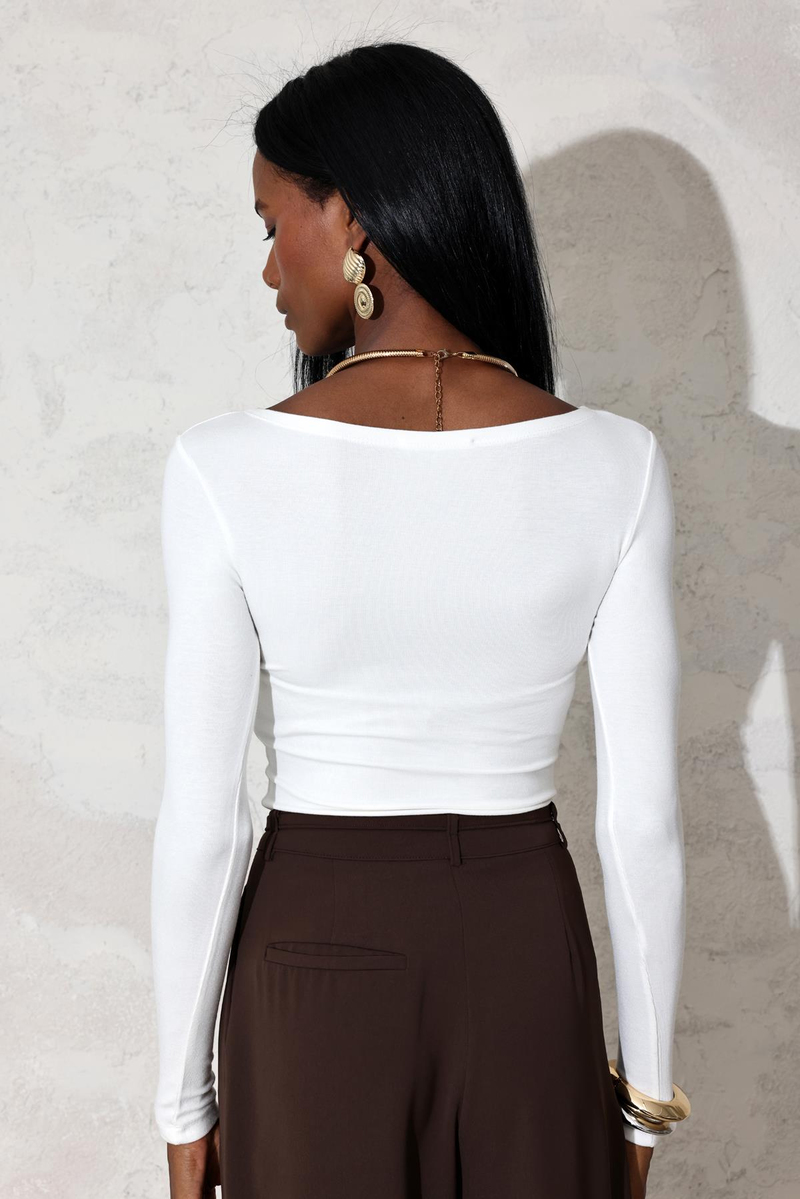 Ekru Soft Touch Bambu Kayık Yaka Tişört 