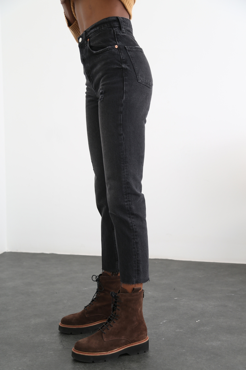 Füme Extra Yüksek Bel Kesik Paça Boyfit Jean 