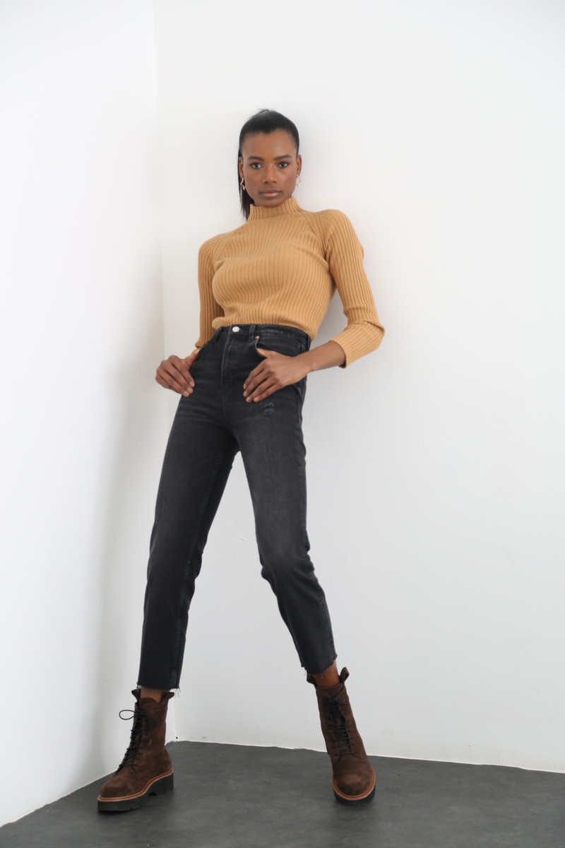 Füme Extra Yüksek Bel Kesik Paça Boyfit Jean 