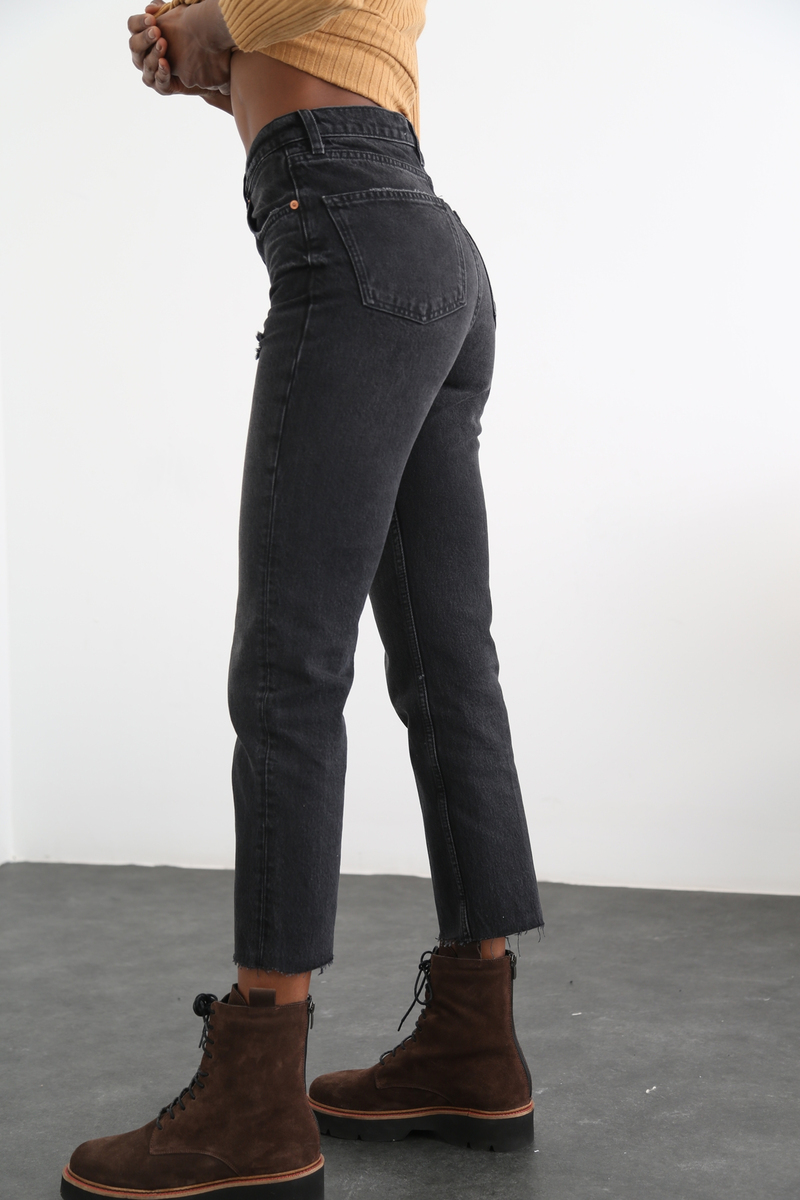 Füme Extra Yüksek Bel Kesik Paça Boyfit Jean 