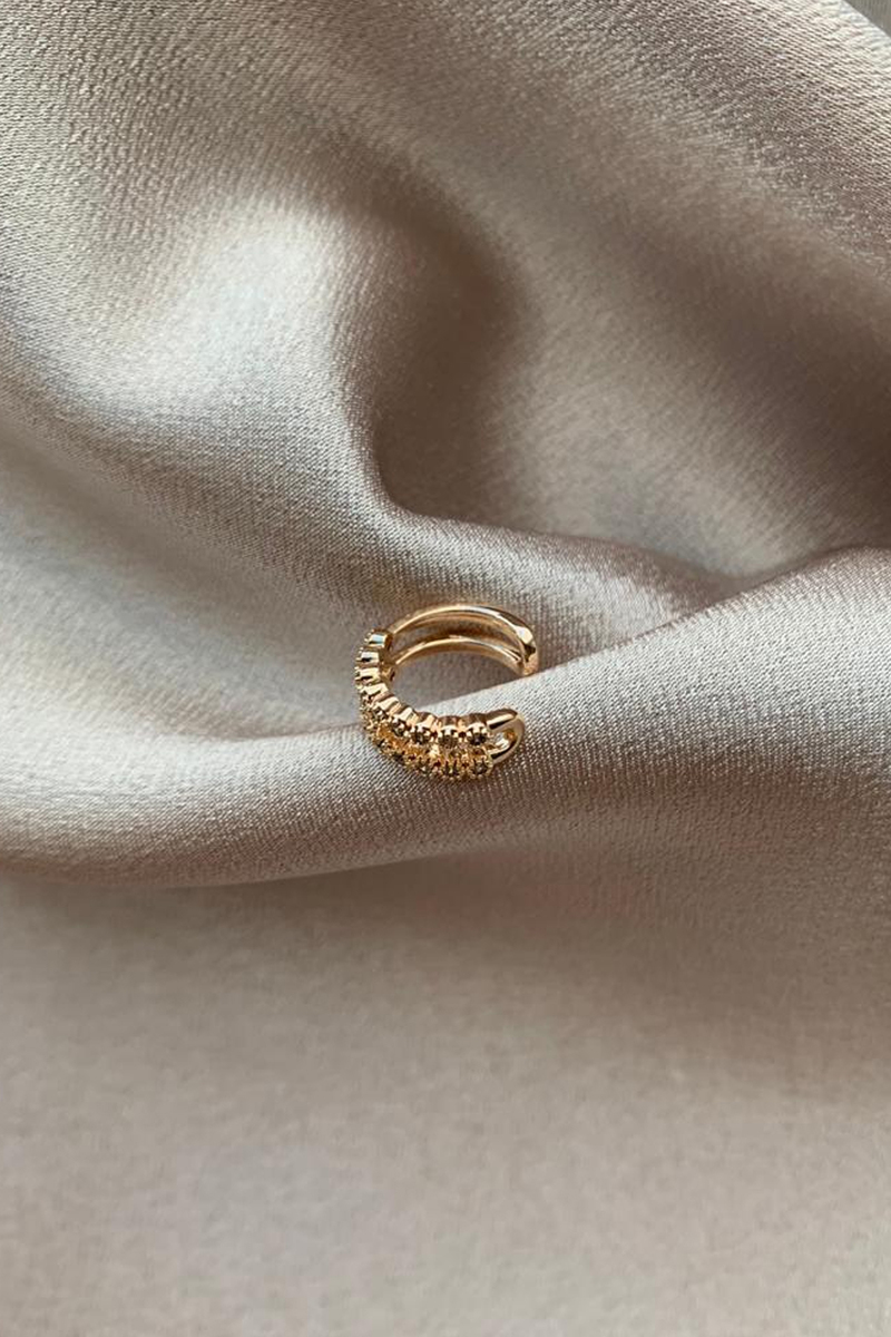 Gold Taşlı Kıkırdak Küpe 