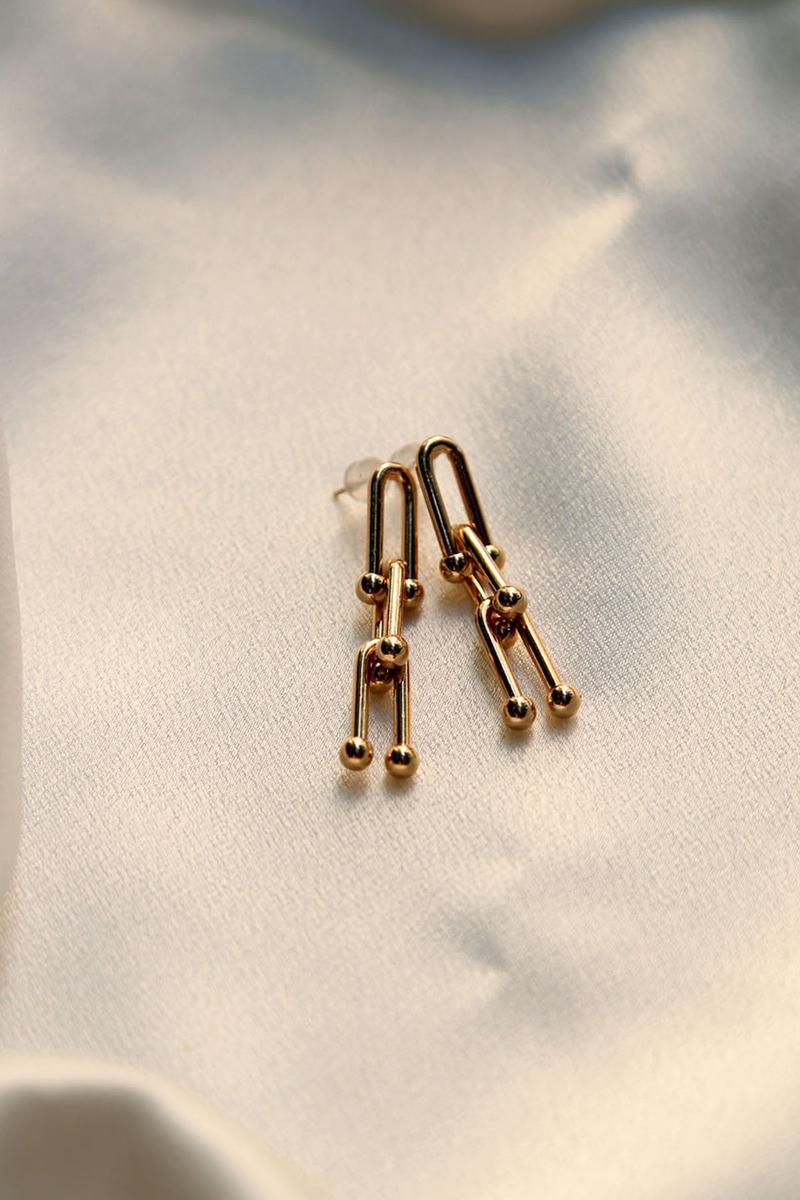 Gold Üç Boyutlu Küpe 