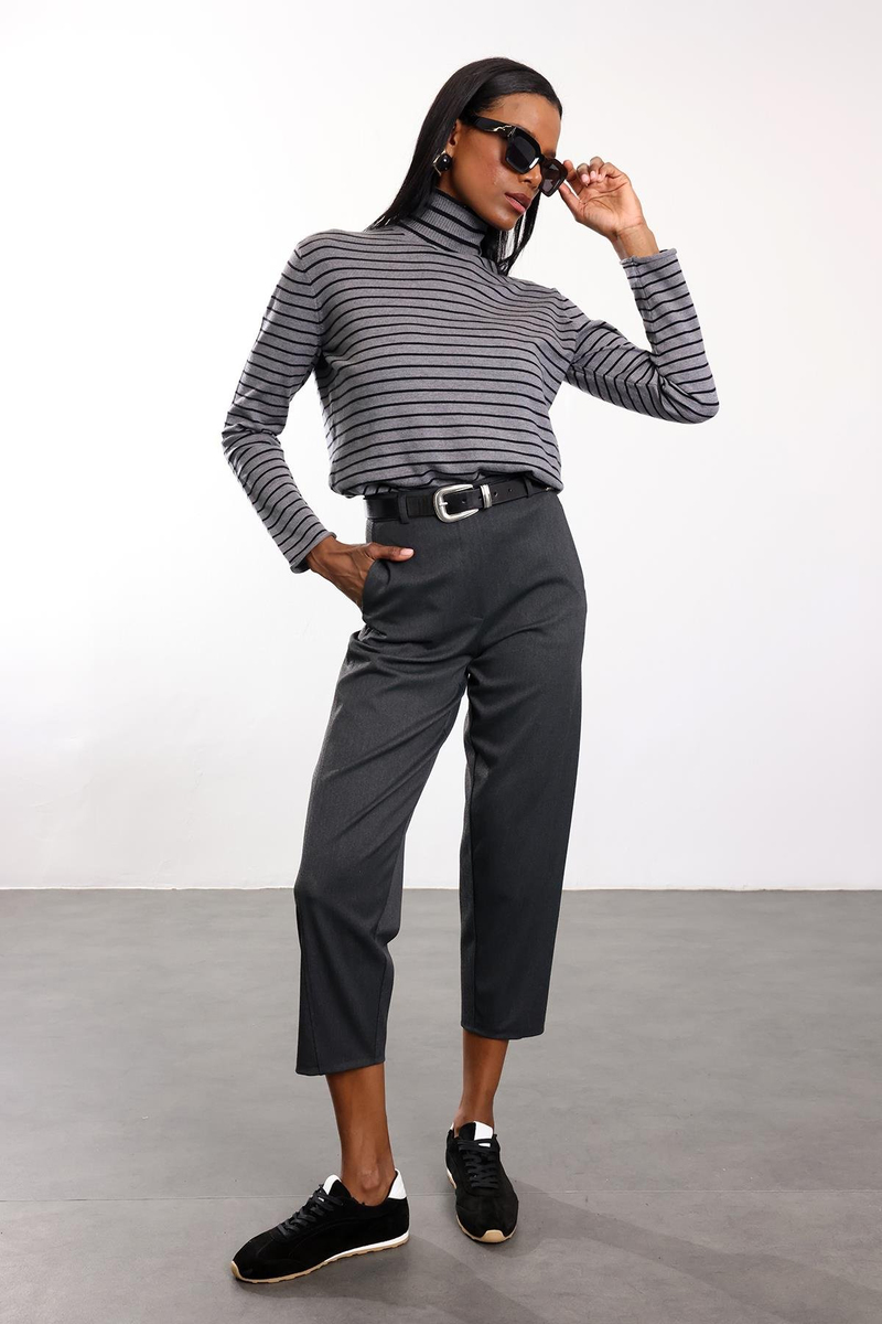 Gri Balıkçı Yaka Çizgili Triko 261002