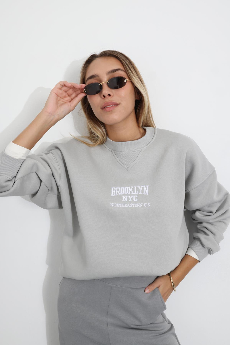 Gri Brooklyn Nakışlı Sweatshirt 3776