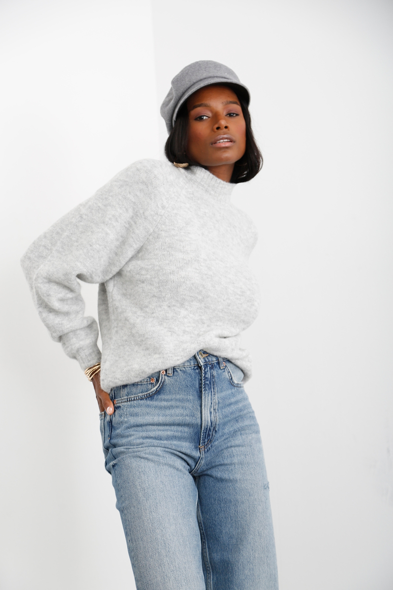 Gri Dik Yaka Basic Triko 