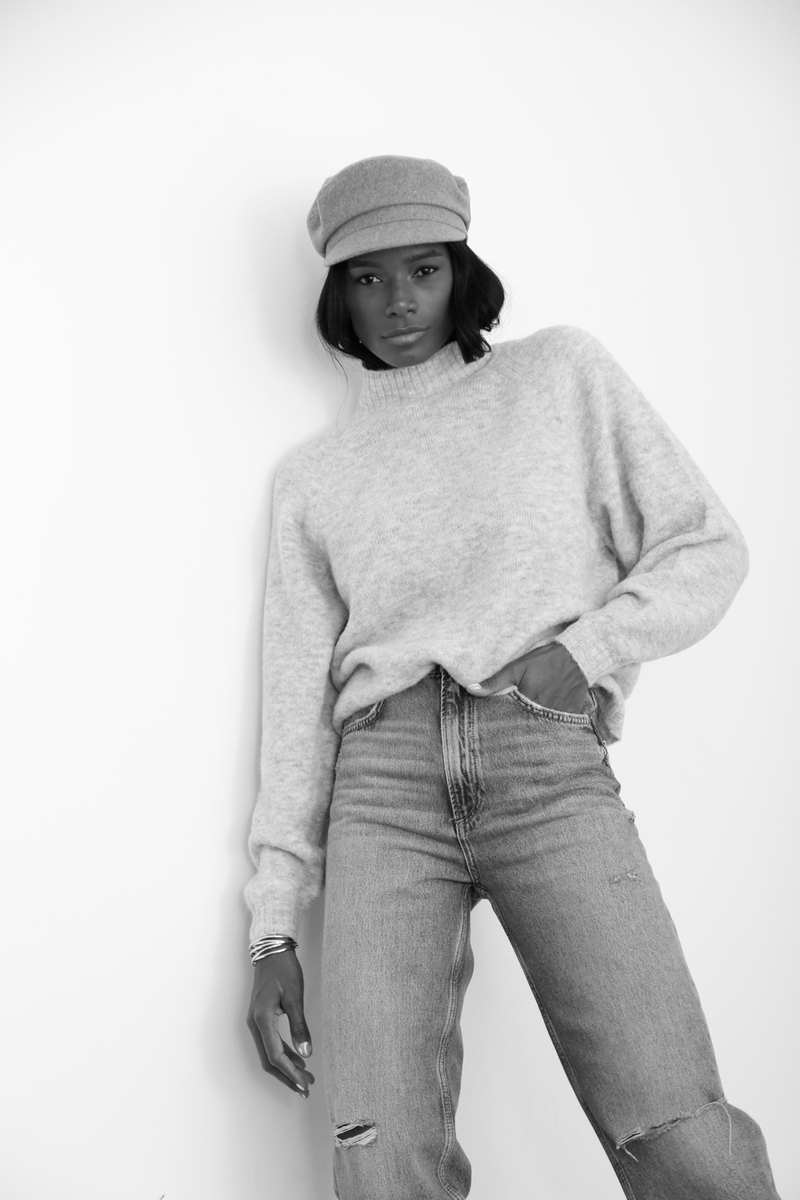 Gri Dik Yaka Basic Triko 