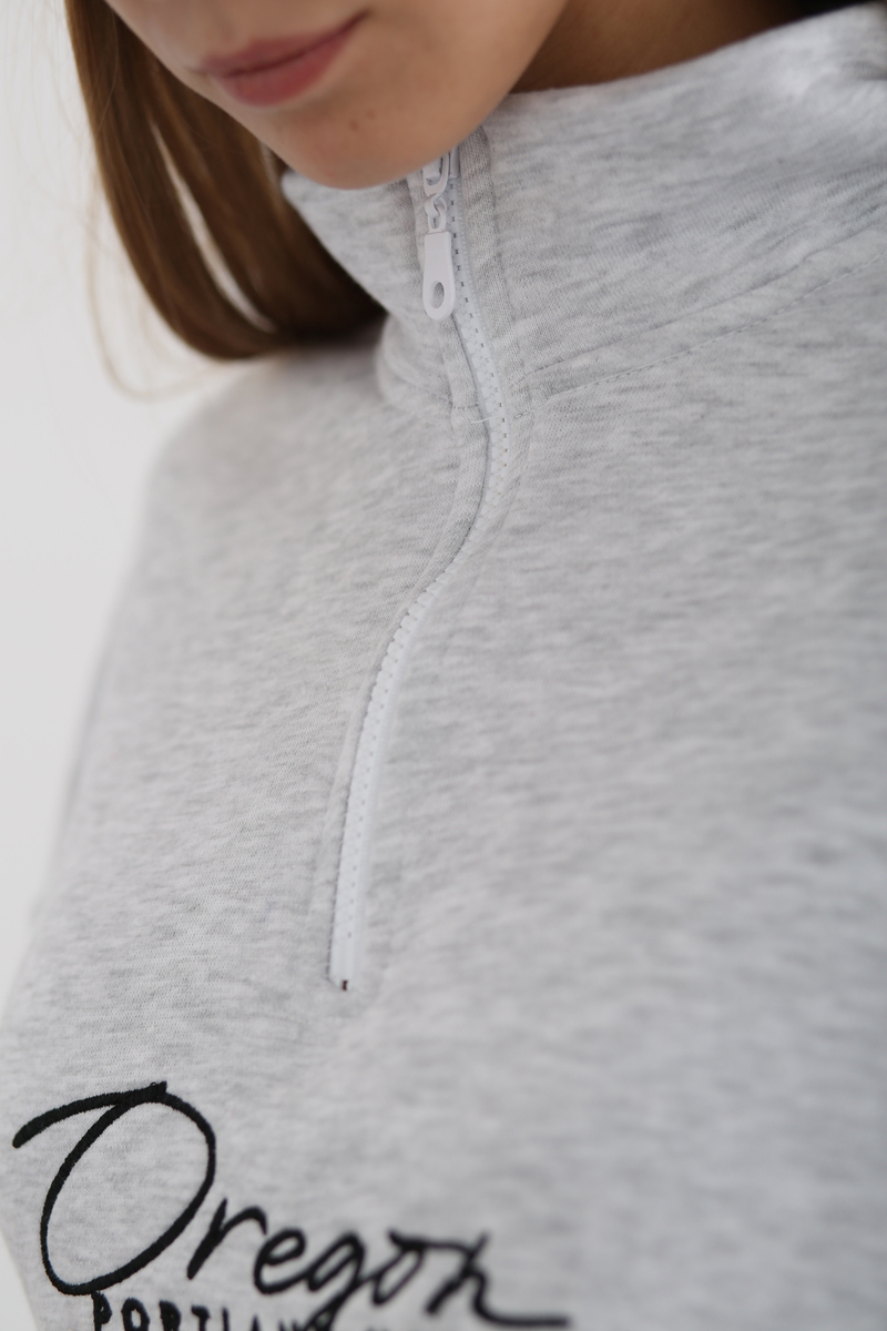 Gri Dik Yaka Fermuarlı Sweatshirt 1068