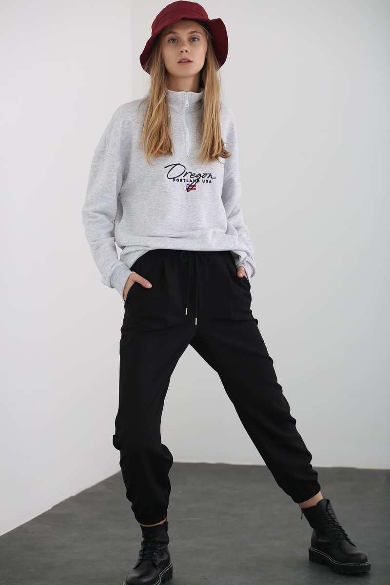 Gri Dik Yaka Fermuarlı Sweatshirt 1068