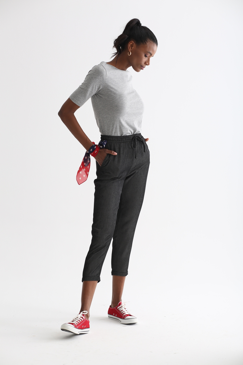 Gri Kayık Yaka Basic Tshirt 