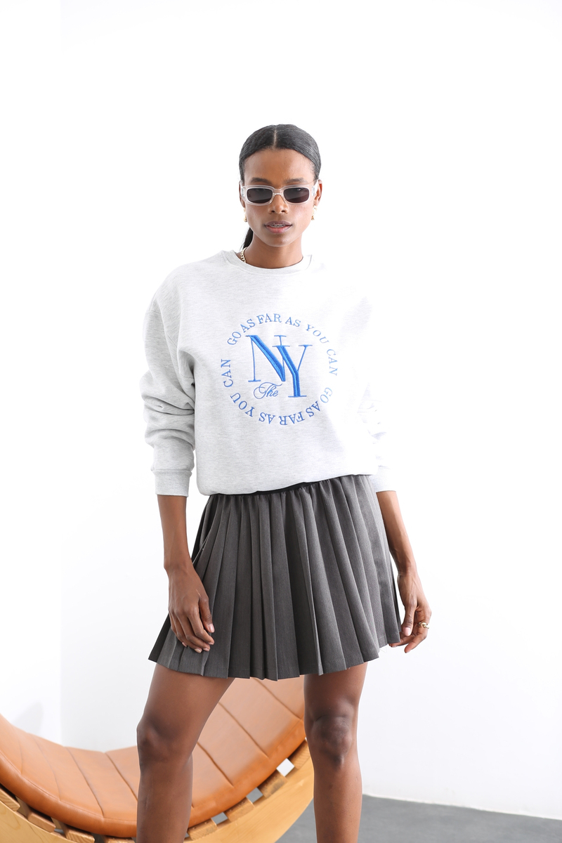 Gri Newyork Nakışlı Sweatshirt 13543