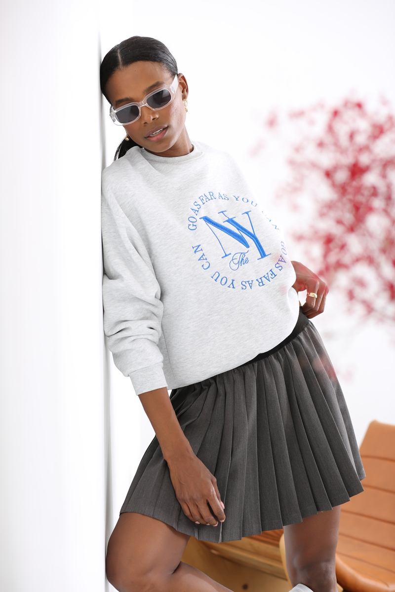 Gri Newyork Nakışlı Sweatshirt 13543