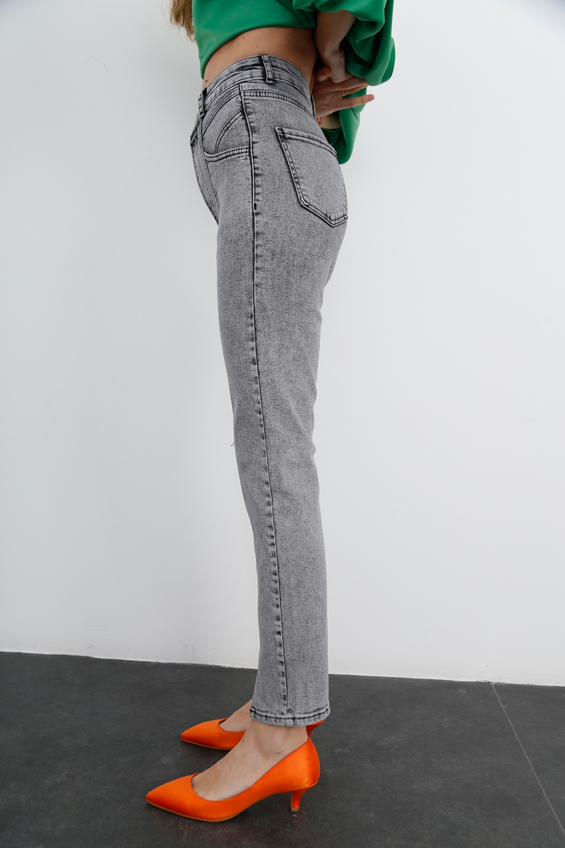 Gri Önden Yırtmaçlı Slim Fit Jean D.515