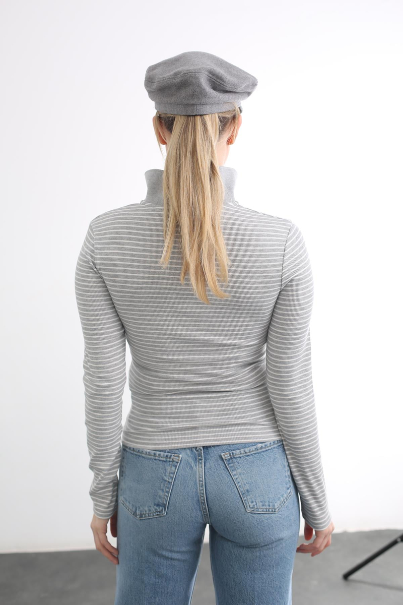 Gri Polo Yaka Fermuarlı Bluz 4664