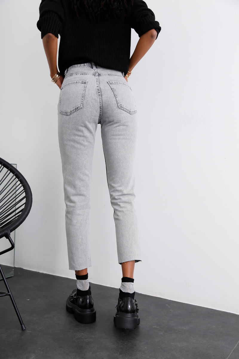 Gri Yüksek Bel Kesik Paça Mom Fit Jean 6041