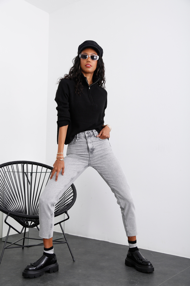 Gri Yüksek Bel Kesik Paça Mom Fit Jean 6041