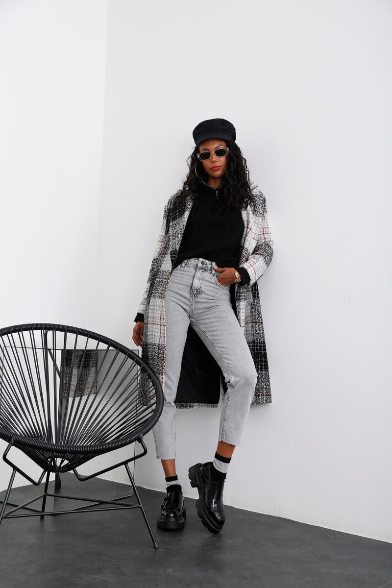 Gri Yüksek Bel Kesik Paça Mom Fit Jean 6041