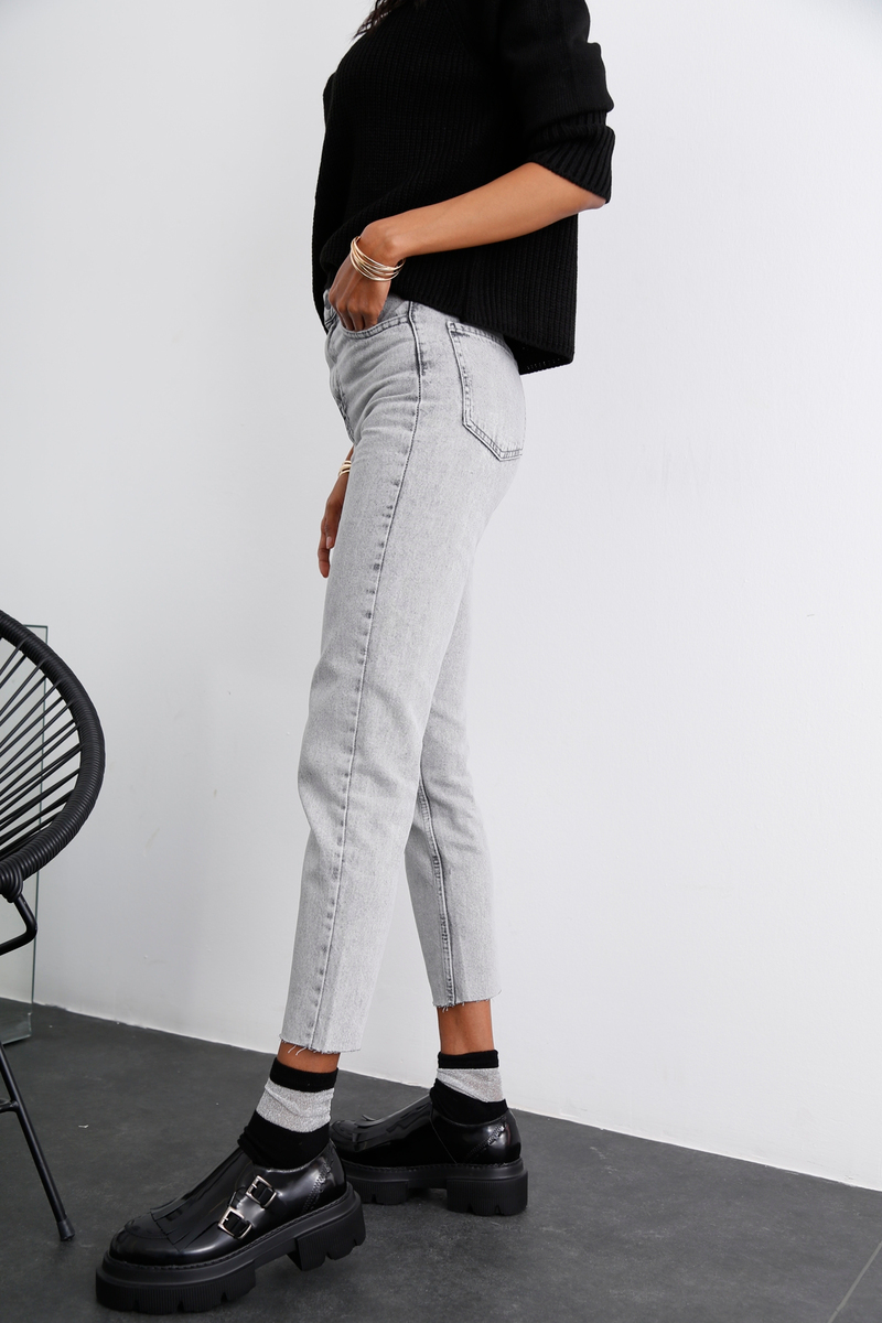 Gri Yüksek Bel Kesik Paça Mom Fit Jean 6041