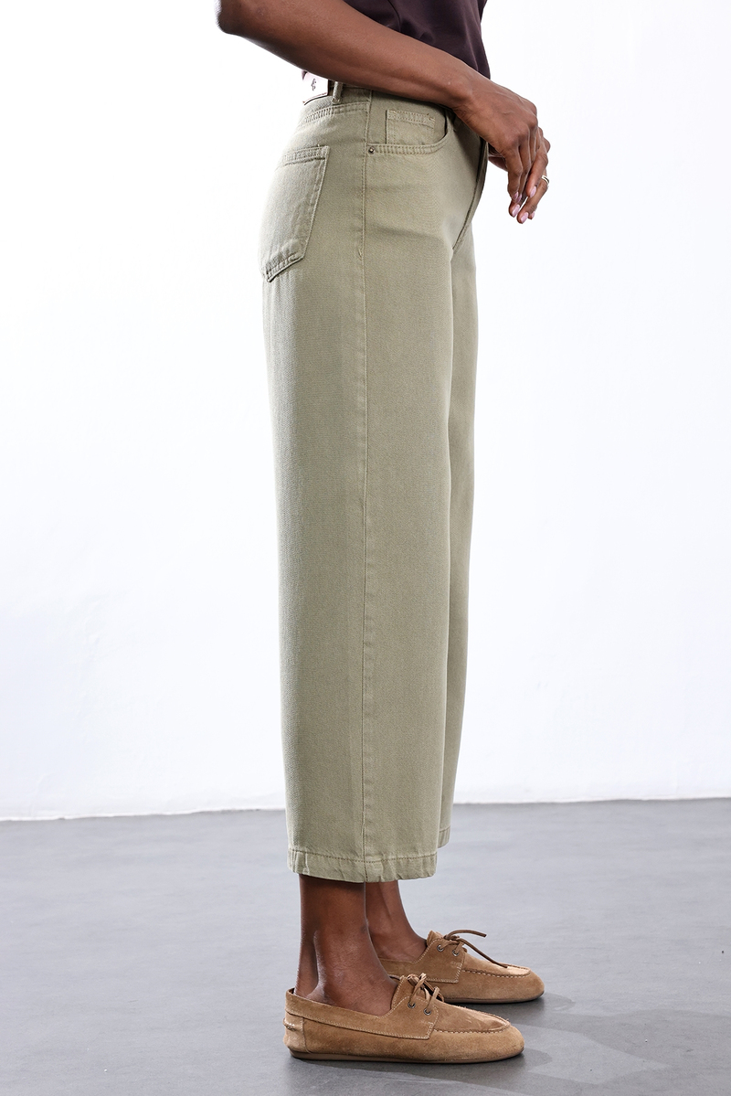 Haki Tensel Jean 01026