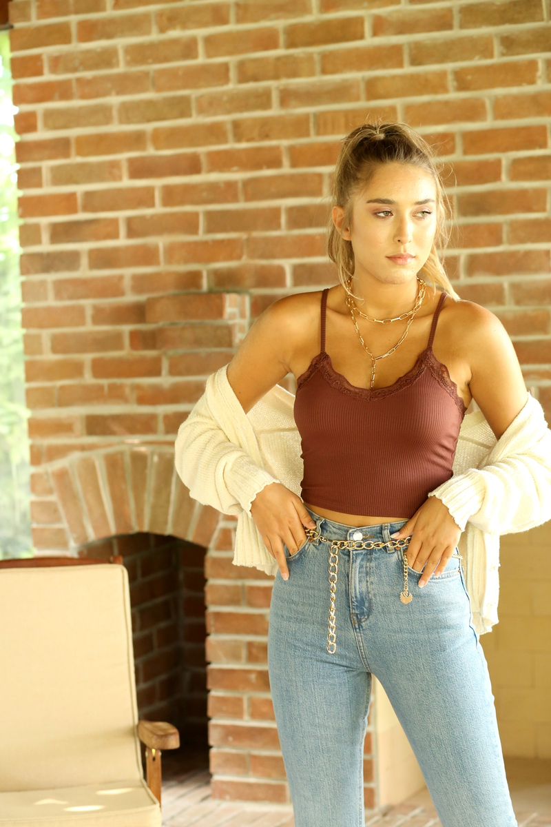 Kahverengi Dantel Detaylı Fitilli Crop 