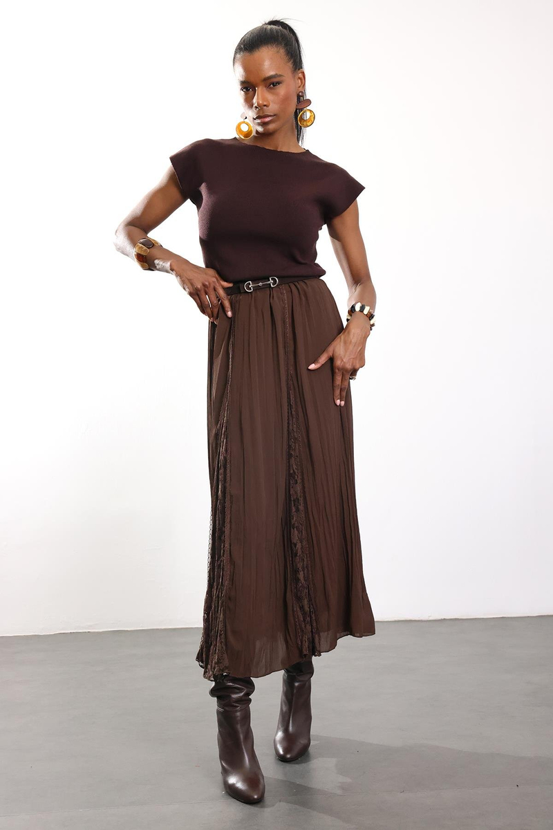 Kahverengi Dantel Detaylı Piliseli Etek 3371