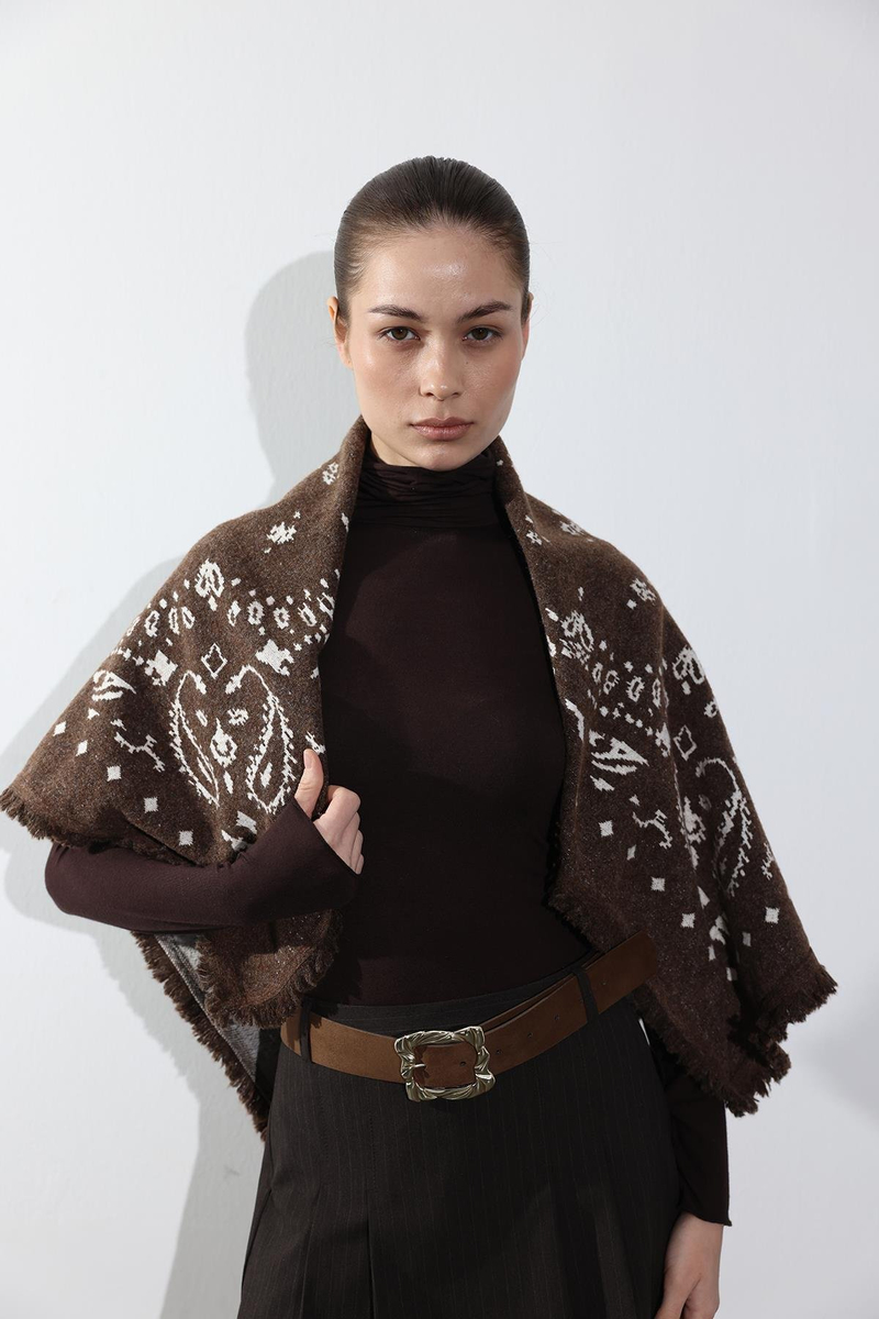 Kahverengi Desenli Şal 251007