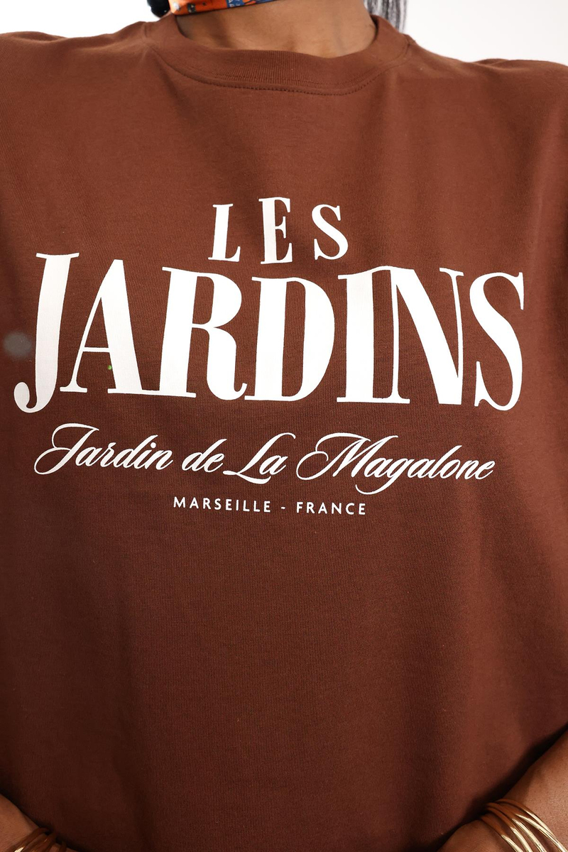 Kahverengi Les Jardıns Yazılı Tişört 