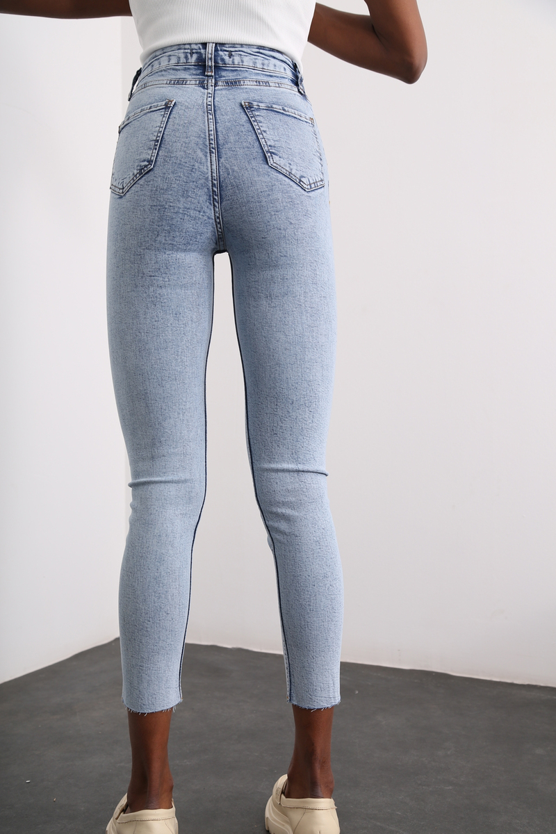 Kar Yıkamalı Yüksek Bel Paçası Yırtmaçlı Skinny Jean MGZ257