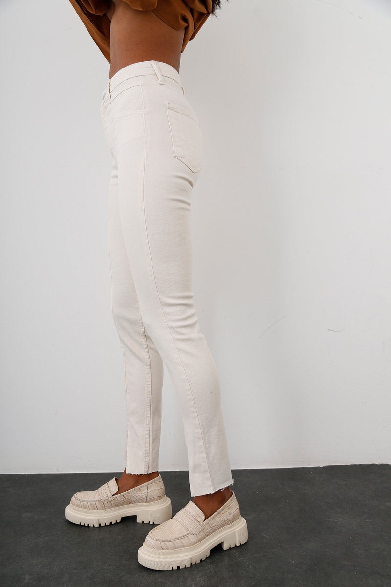 Kemik Önden Yırtmaçlı Skinny Jean 8108