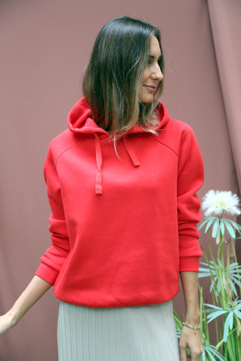 Kırmızı Kapşonlu Sweatshirt