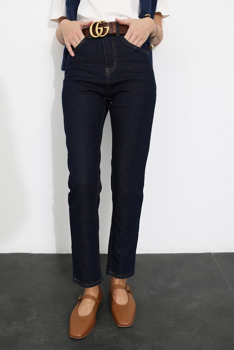 Koyu Lacivert Yüksek Bel Mom Fit Jean 