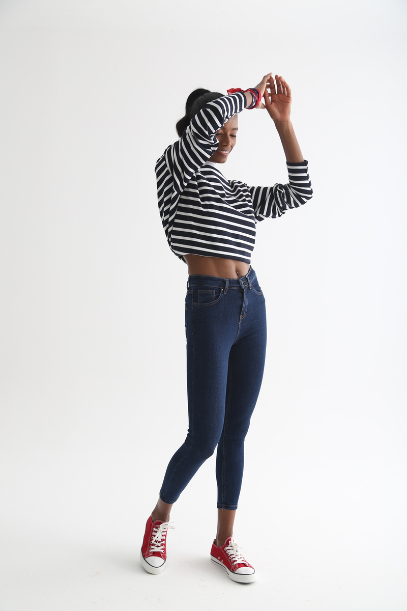 Koyu Lacivert Yüksek Bel Toparlayan Slim Fit Jean 