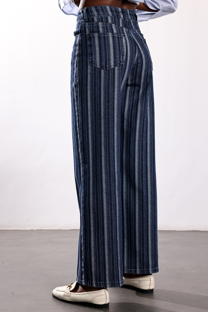 Lacivert Çizgili Düz Kesim Jean 011071