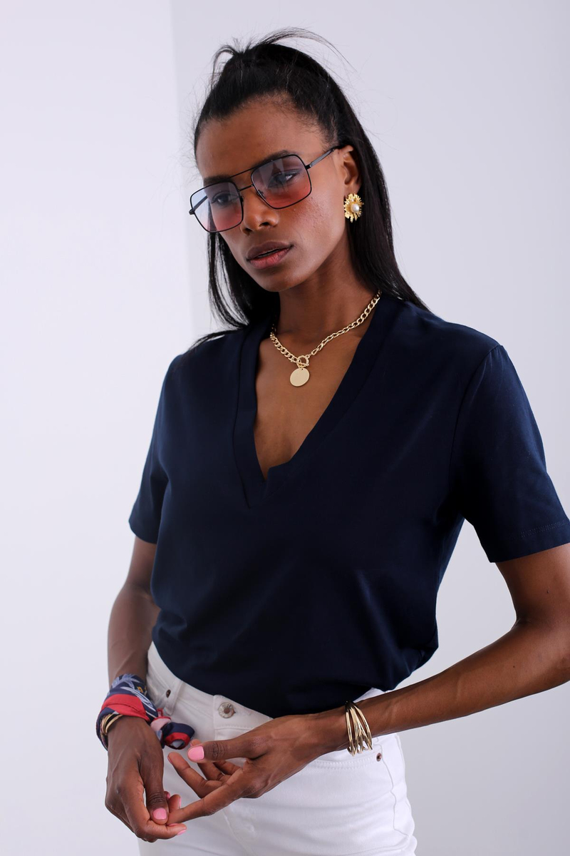Lacivert V Yaka Basic Tshirt 