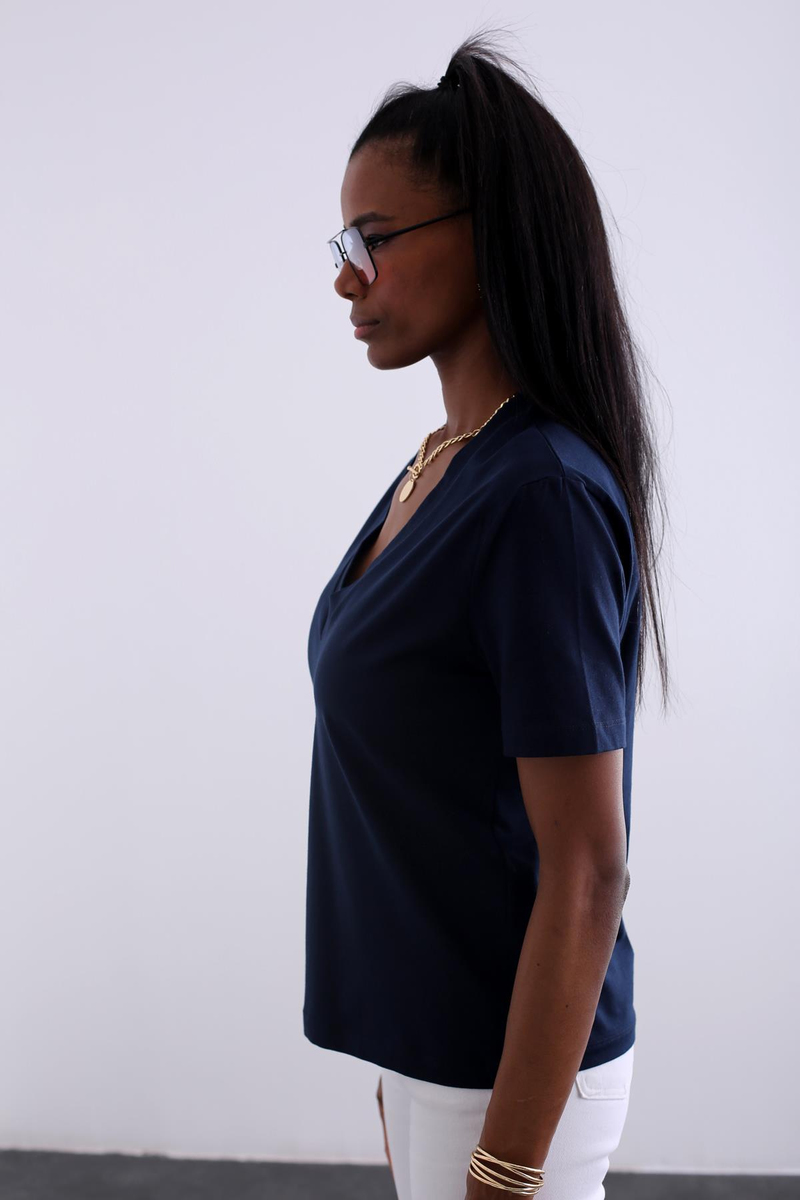 Lacivert V Yaka Basic Tshirt 