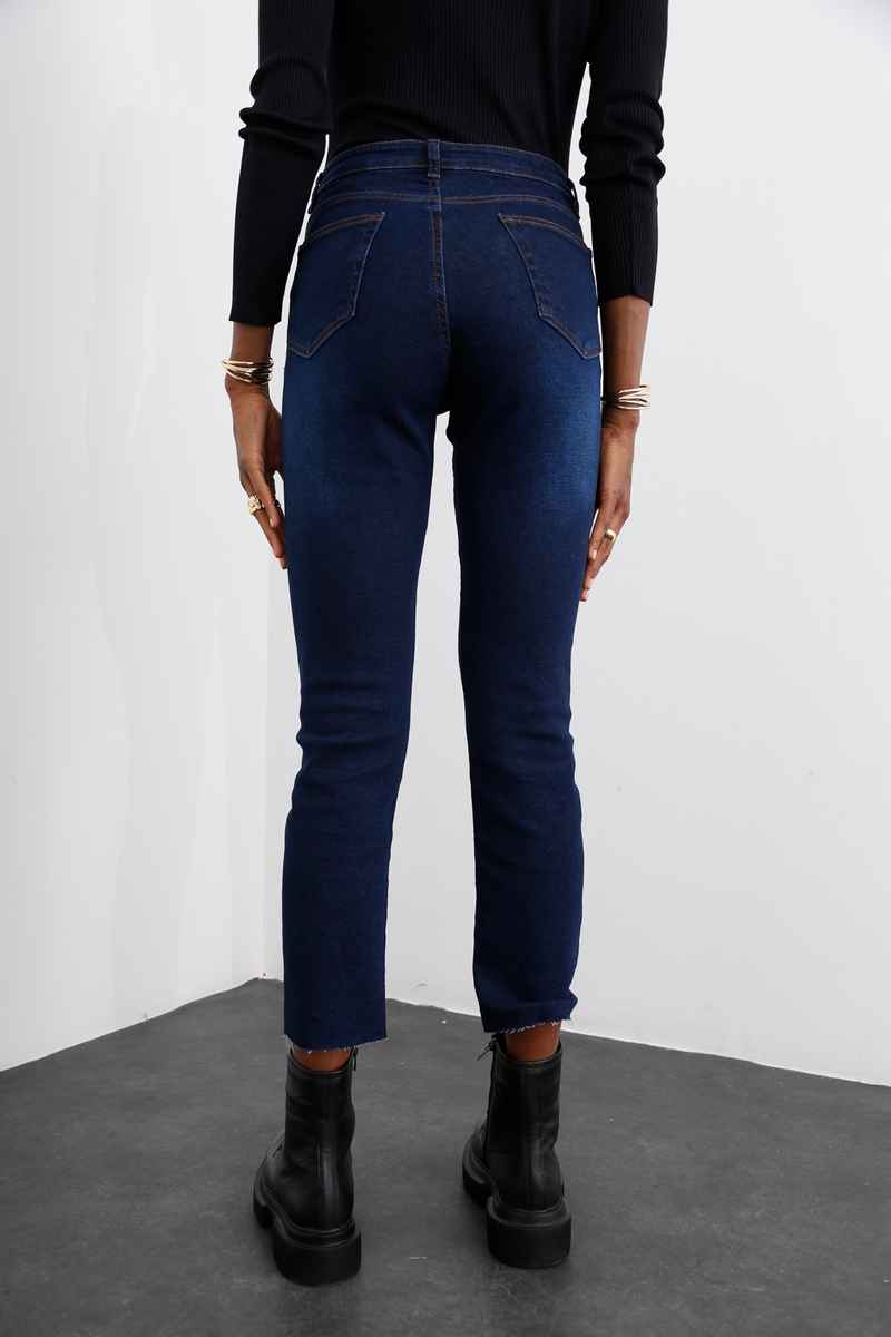 Lacivert Yüksek Bel Kesik Paça Boyfit Jean 