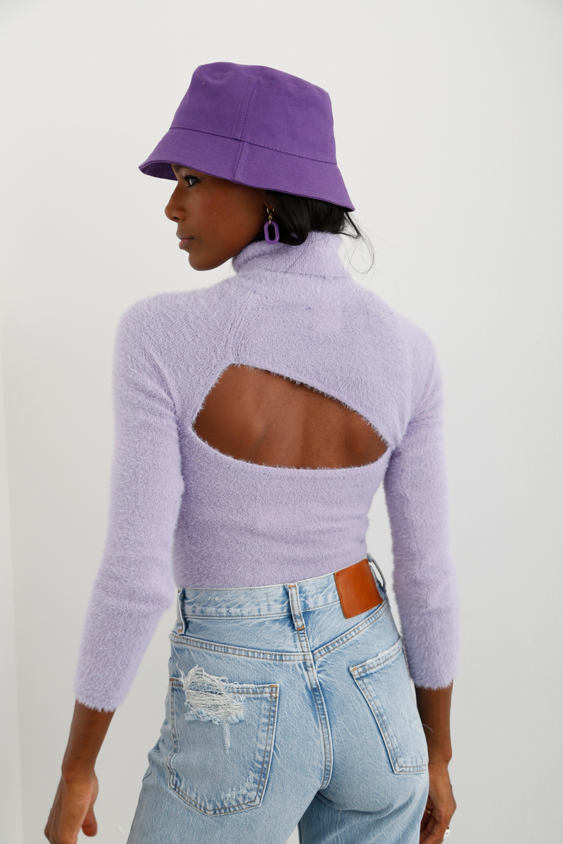 Lila Sırtı Pencereli Triko 