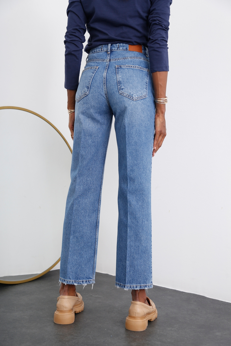 Mavi Bel Detaylı Straight Fit Jean 21425