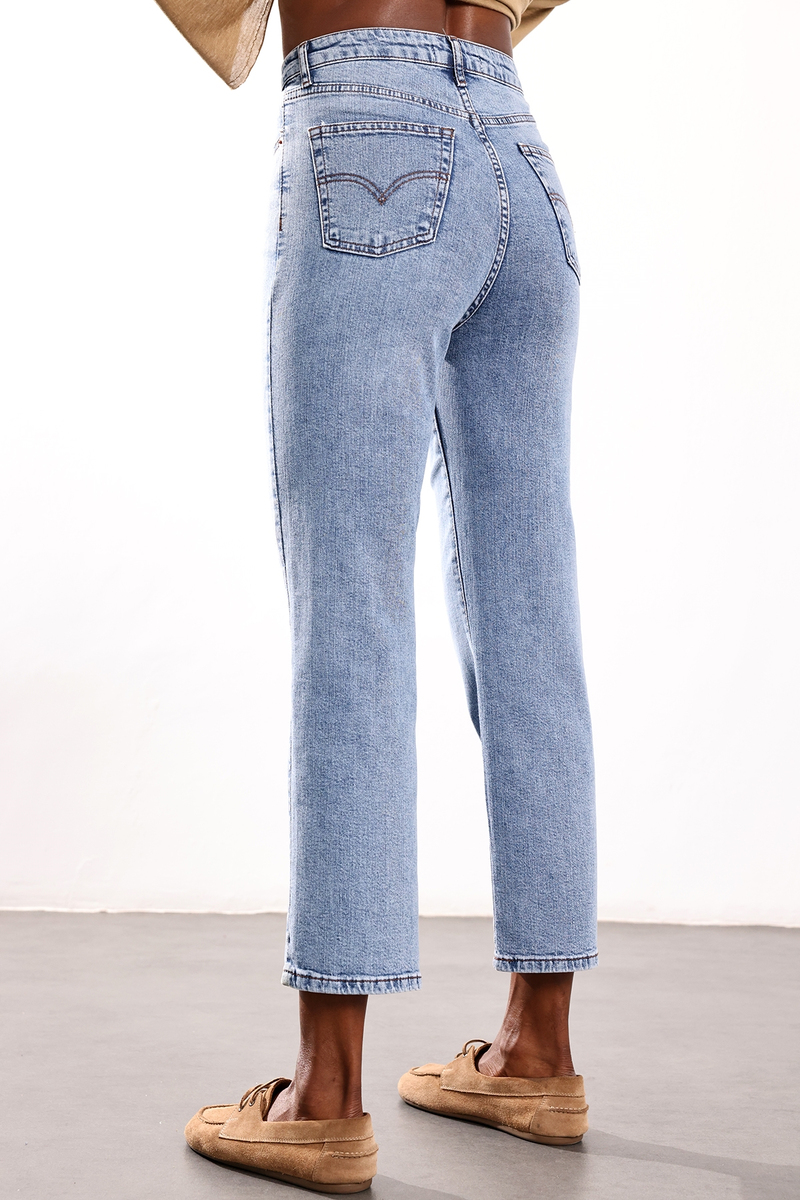 Mavi Düz Kesim Jean 541