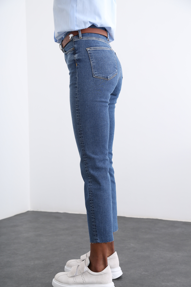 Mavi Kesik Paça Boy Fit Jean 