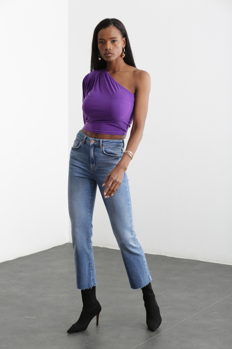 Mavi Kesik Paça Slim Fit Jean 28