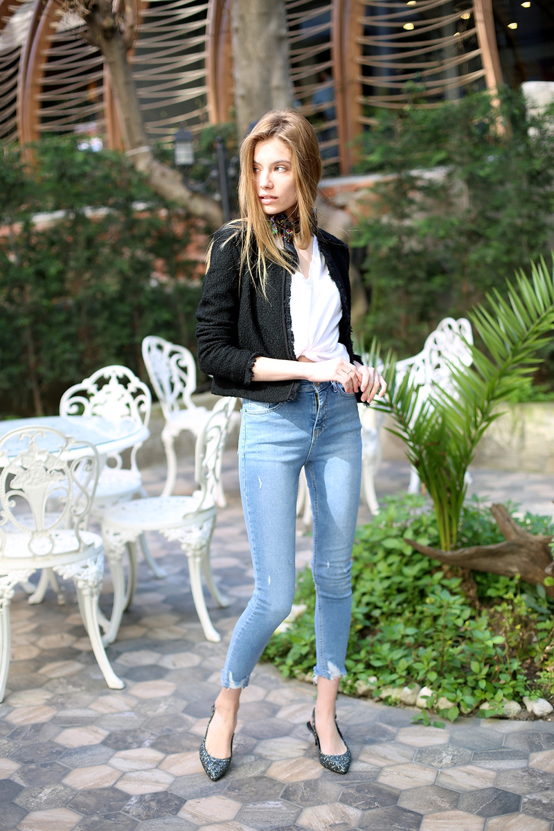 Mavi Paça Detaylı Slimfit Jean